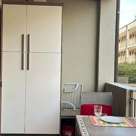 Gezellig Met Gedeeltelijk Meerzicht Appartement Acquaseria