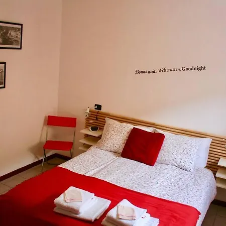 Gezellig Met Gedeeltelijk Meerzicht Appartement Acquaseria